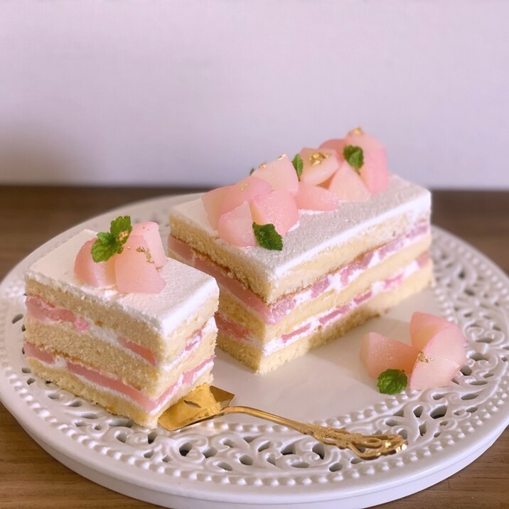 白桃の缶詰で作る♡ほんのりピンクのおめかしケーキ